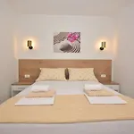 Anka * Makarska