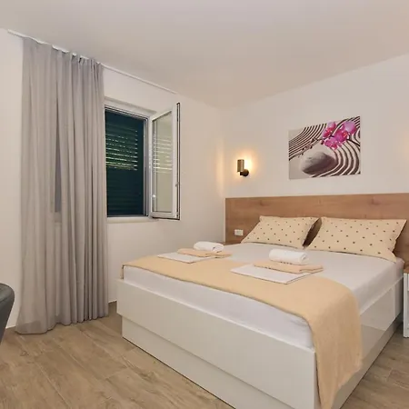 Apartment Anka *