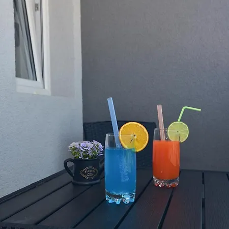 Anka * Makarska